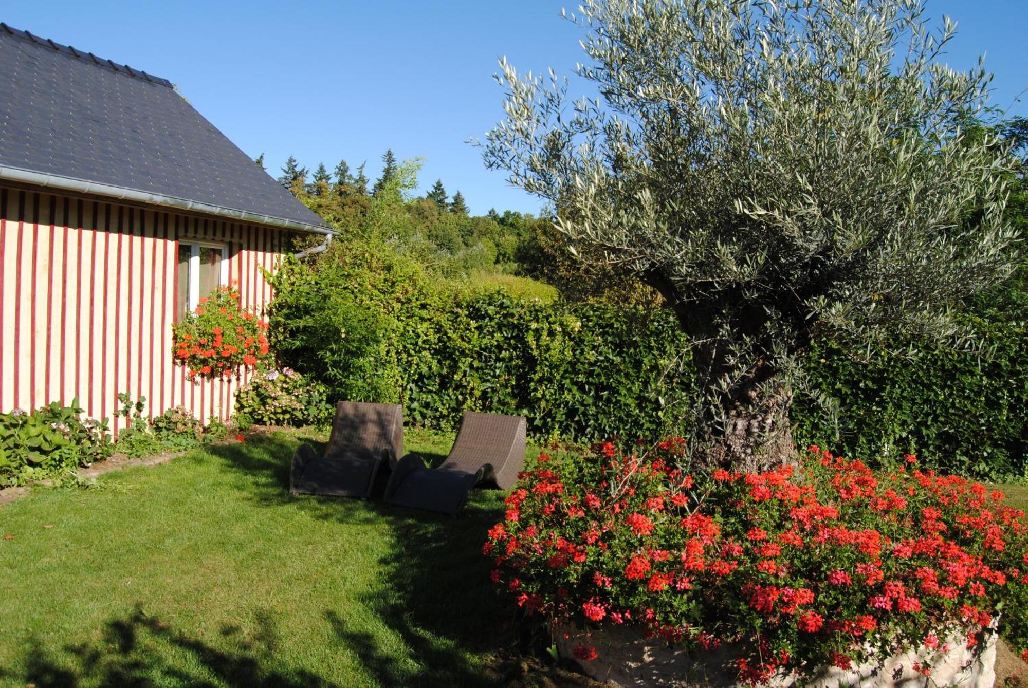 Hotel Les meublés du Grand Logis à Marchais  Extérieur photo