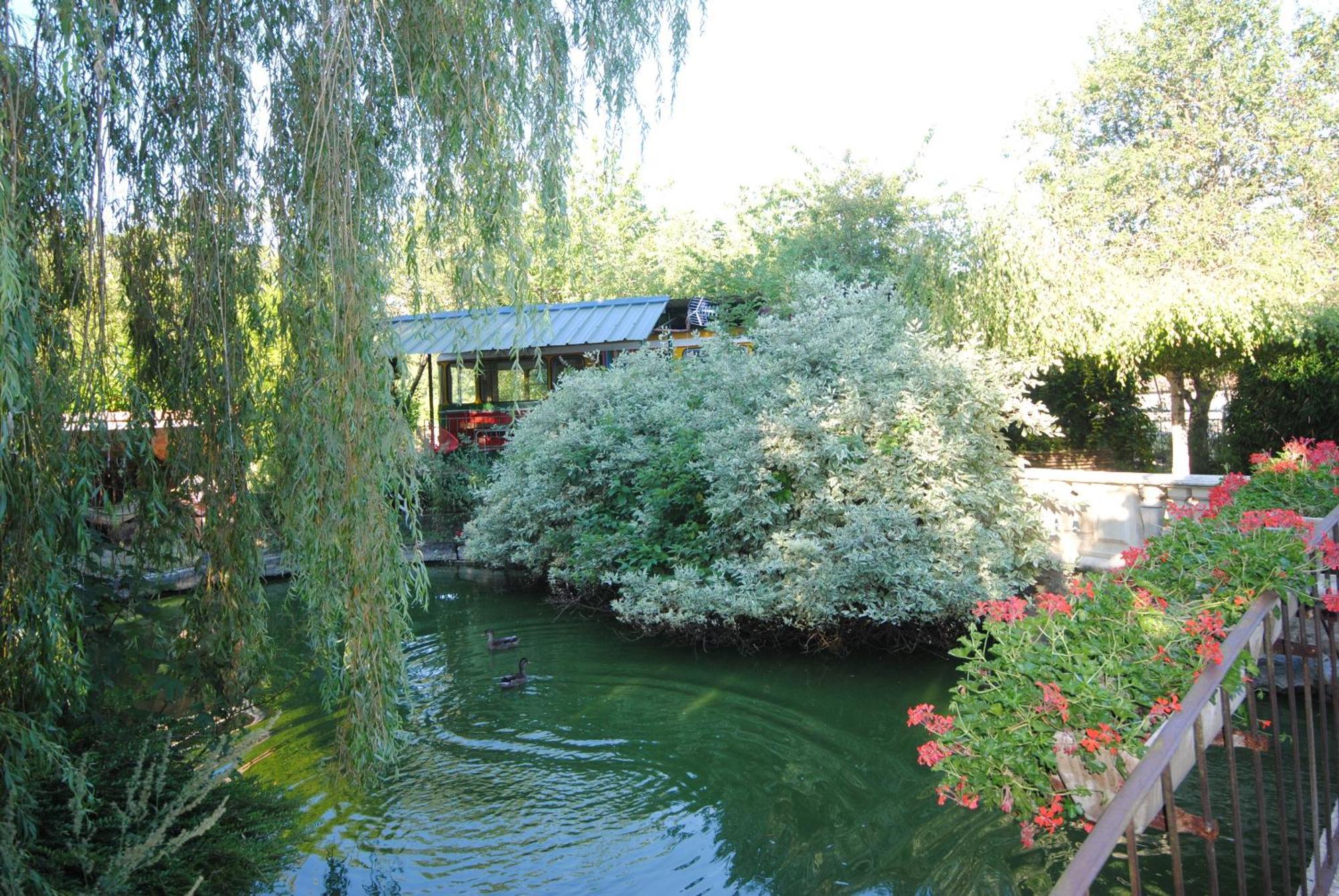 Hotel Les meublés du Grand Logis à Marchais  Extérieur photo